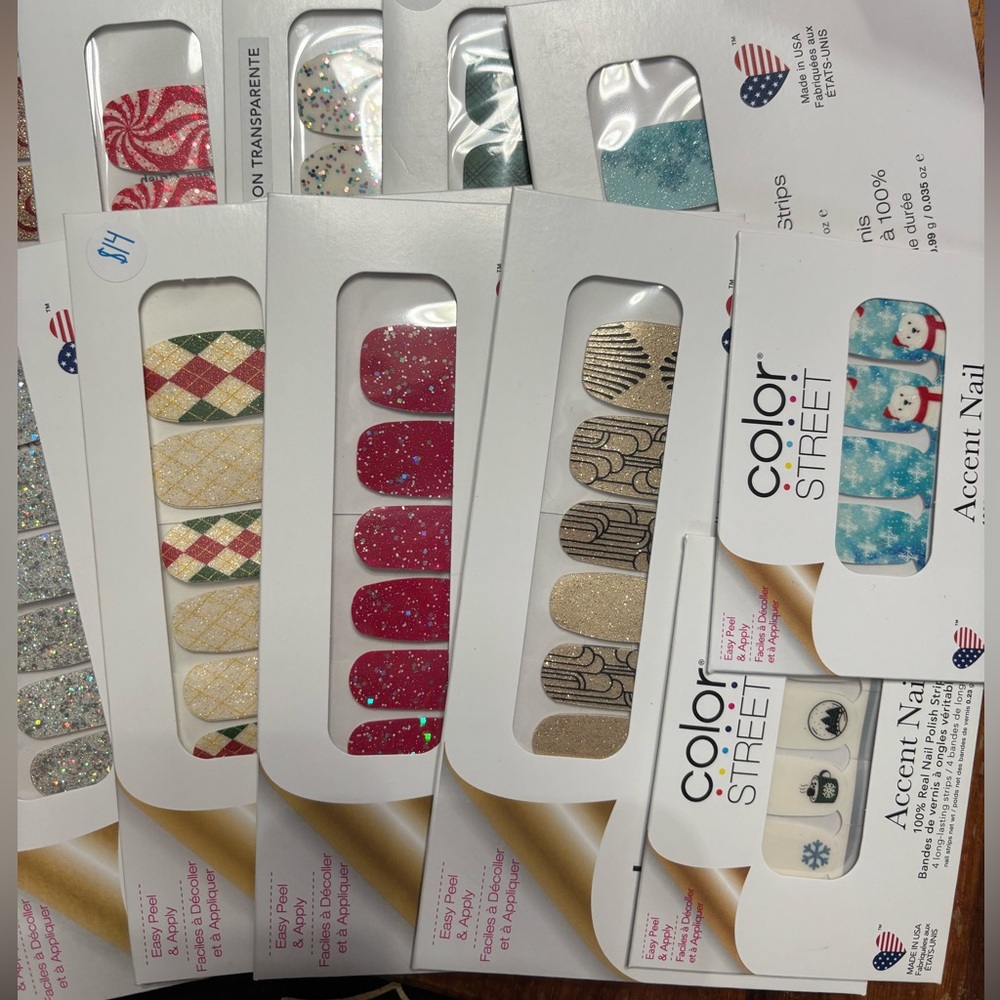 Color Street Festive Nail Polish Strips - Red, Gold, Blue